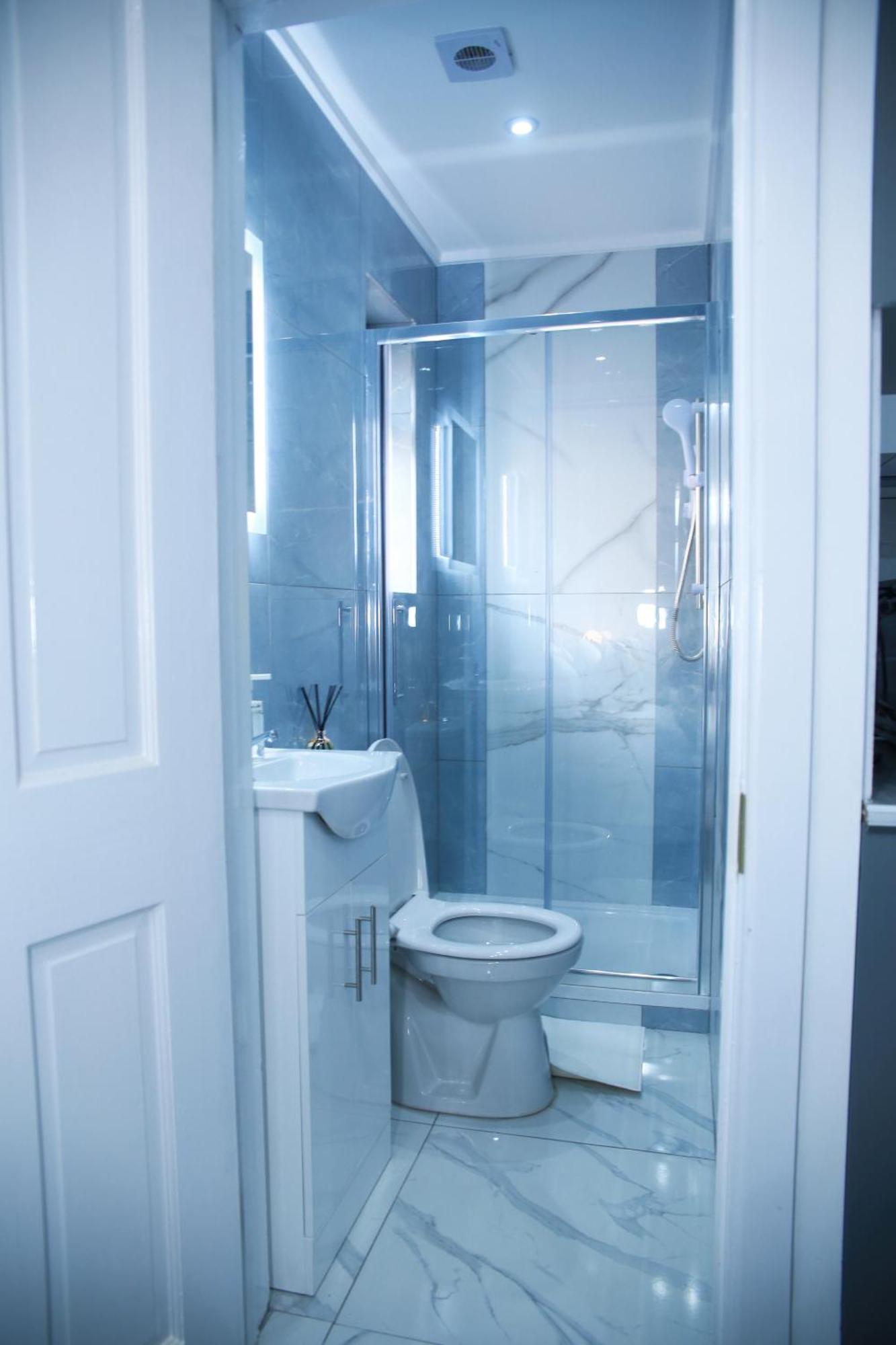Harrow Luxury Flat With Free Parking. Lägenhet London Exteriör bild