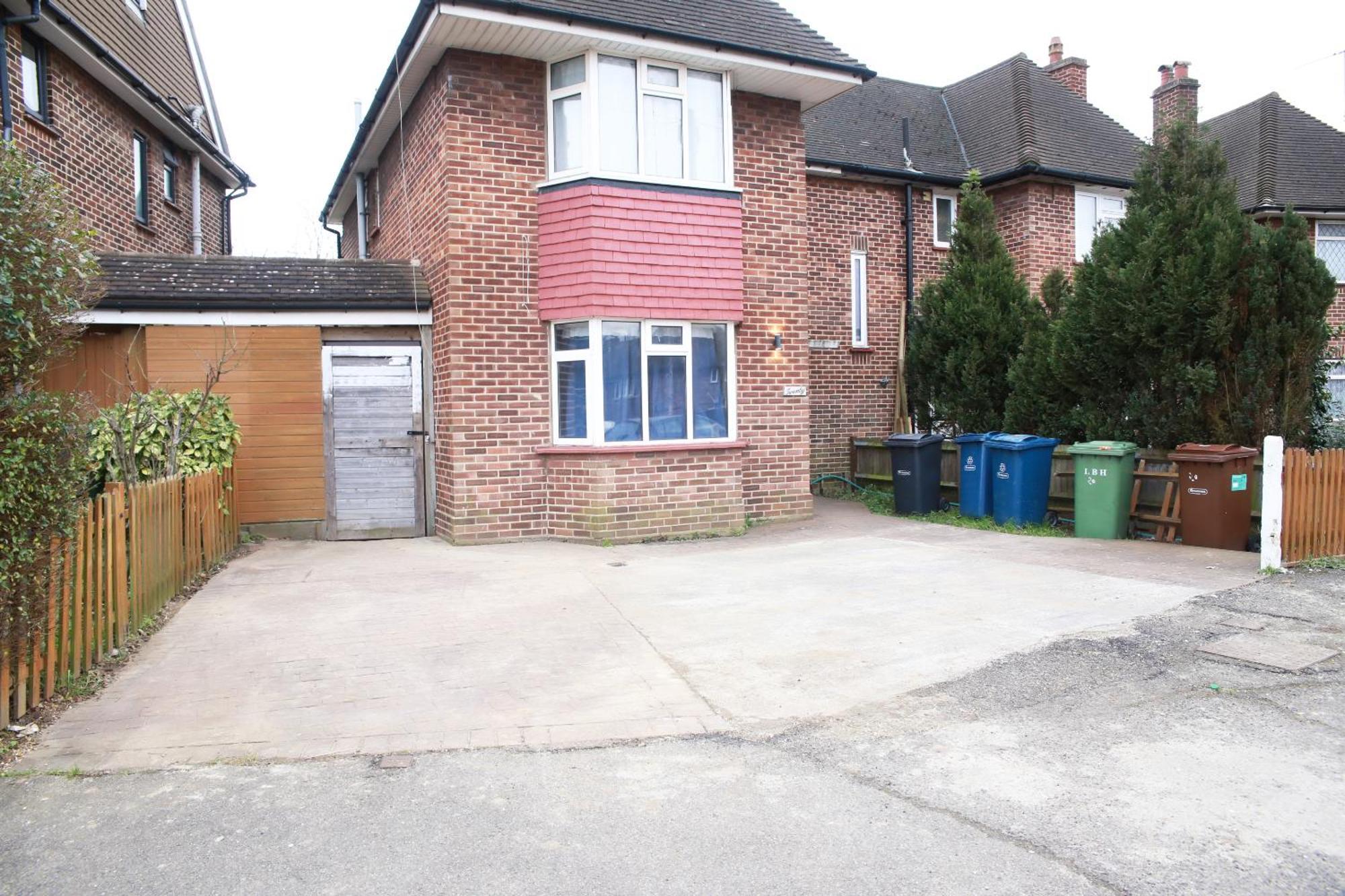 Harrow Luxury Flat With Free Parking. Lägenhet London Exteriör bild