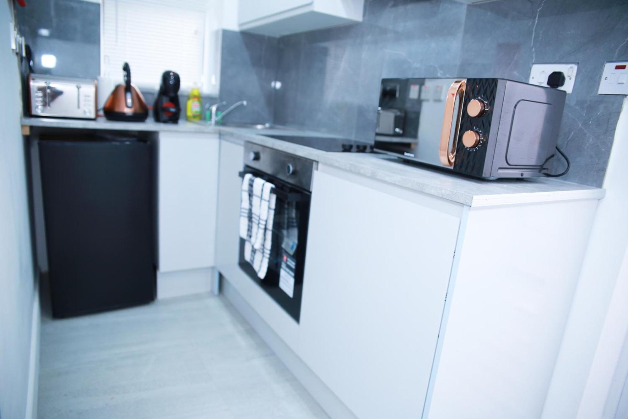 Harrow Luxury Flat With Free Parking. Lägenhet London Exteriör bild